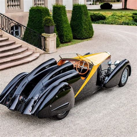 Solve Bugatti "Type 57" Roadster - 1934 jigsaw puzzle online with 225 ...