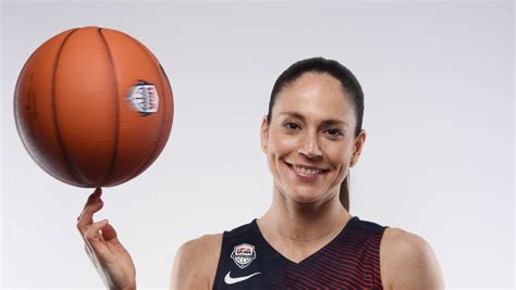 U.S. Olympic women's basketball team headed to Rio