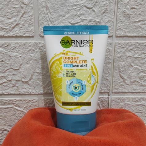 Garnier Bright Complete In Anti Acne Facial Wash Ml Original