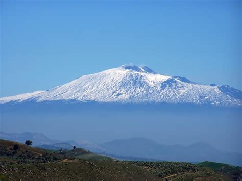 Premium Photo | Etna volcano, sicily