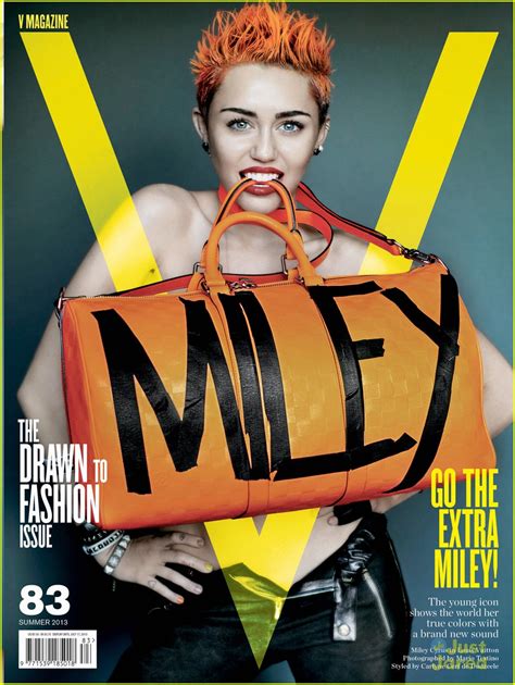 MagazineOh: American Singer Miley Cyrus