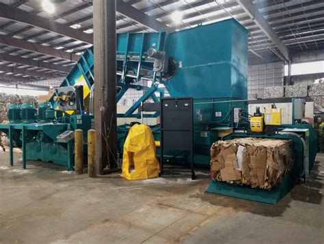 R Two Ram Baler Nanoia Recycling Equipment