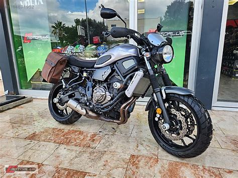 Yamaha XSR 700 2016 Model Naked Roadster Motor Motosiklet