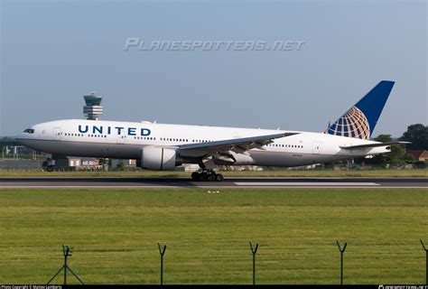 N Ua United Airlines Boeing Er Photo By Matteo Lamberts Id