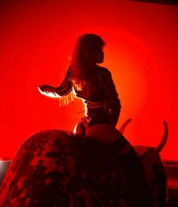 Mia Rodriguez Mia Rodriguez Z Z Miaaarodriguezzz Miarodriguezfeet Nude Onlyfans The