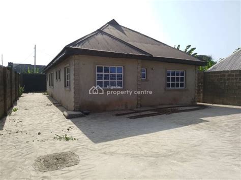 For Sale Uncompleted Bedroom Bungalow Idi Aape Area Akobo Oju Irin