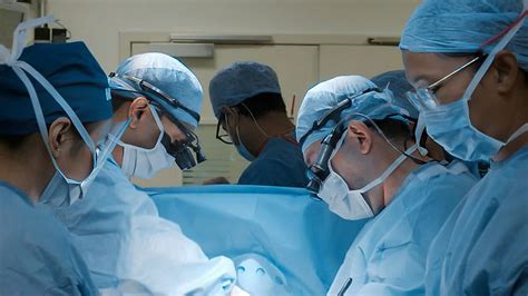 Bbc Two Surgeons At The Edge Of Life Series 6 We Can Rebuild You