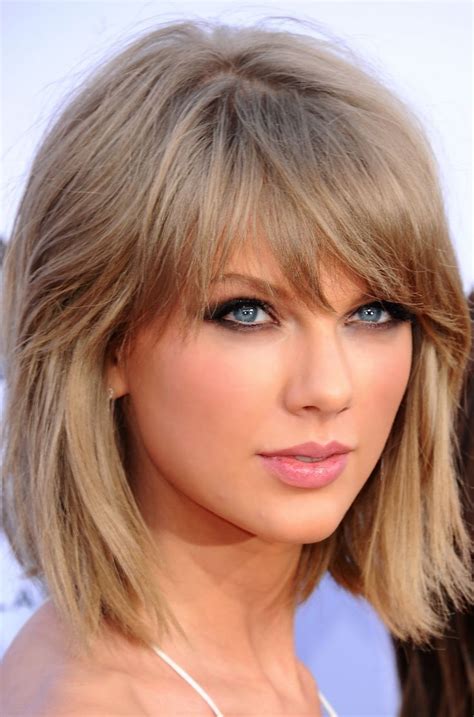 How To Style Side Swept Bangs Like Of The Chicest Celebrities