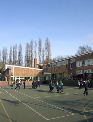 9 reviews of Hall School Wimbledon (School) in London (London)