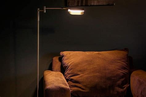 Top 10 Best Floor Lamps For Reading In 2020