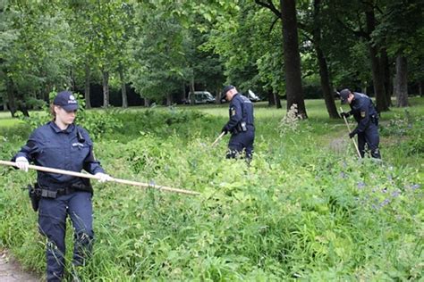 Zwei Leichen In Koffern Entdeckt