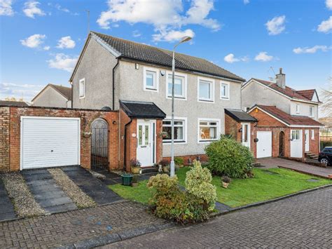 2 Bed Semi Detached House For Sale In Dundonald Crescent Newton Mearns