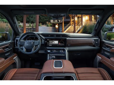 2023 GMC Sierra 1500: 48 Interior Photos | U.S. News