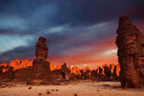 Tassili n'Ajjer - the Mountainous Sahara Desert Wonder in Algeria ...