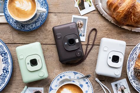 instax mini LiPlay™ | FUJIFILM