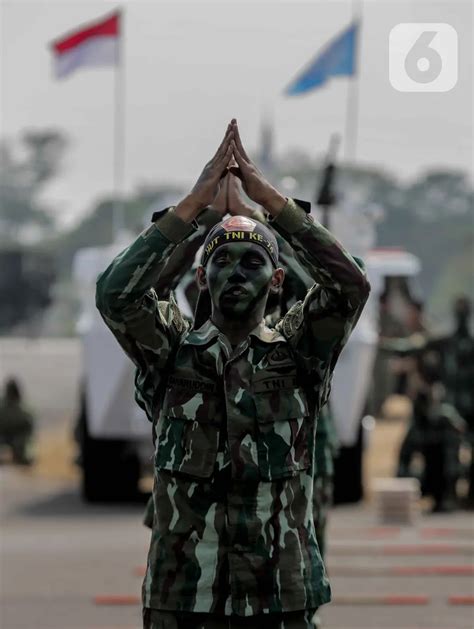 Foto Aksi Bela Diri Personel Tni Di Gladi Bersih Hut Ke Tni Foto