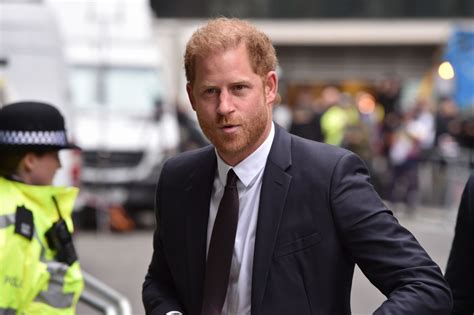 König Charles III hat es entschieden Intimfeind im Palast befördert