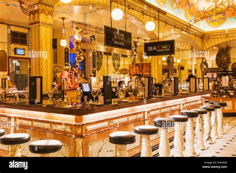 England London Knightsbridge Harrods Food Hall Stock Photo Alamy