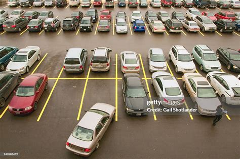 Parking Lot Full With Cars High-Res Stock Photo - Getty Images