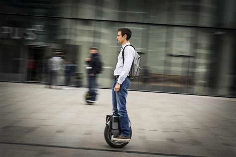 How self balancing personal transporters work Planète Énergies