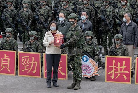 蔡英文春节慰勉国军 赖清德：结合社会力量守护台湾 ＊ 阿波罗新闻网