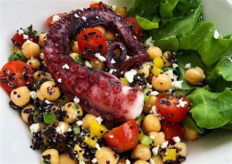 Ensalada De Pulpo Quinoa Y Garbanzos Receta De Enamora A Tu Paladar