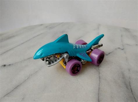 Miniatura De Metal Hot Wheels Shark Bite Mand Bula M Vel Usada Taffy Shop Brech De