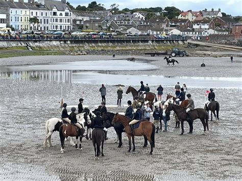 Donaghadee Beach Team Relay 2022 - Hoofpick Life