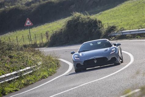 2023 Maserati Mc20 Cielo First Drive Driving