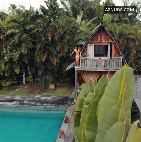 ELISHA HERBERT Nude AZNude