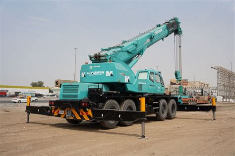 Used 2012 Tadano GR600N 2 Mobile Crane