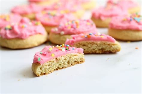 Lofthouse Cookies Recipe - Food Fanatic