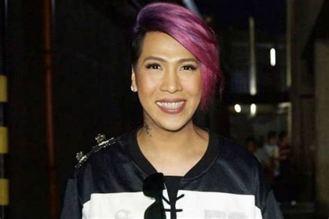 Pinoy Comedian Vice Ganda Shows Interiors Of His Newly-Customized Van