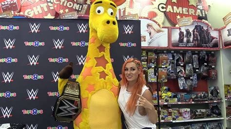 Wwe Superstar Becky Lynch Meets Hundreds Of Fans At Toys R Us In