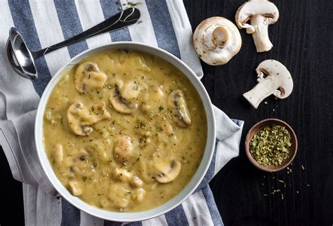 The Most Satisfying Recipes For Mushroom Gravy Easy Recipes To Make