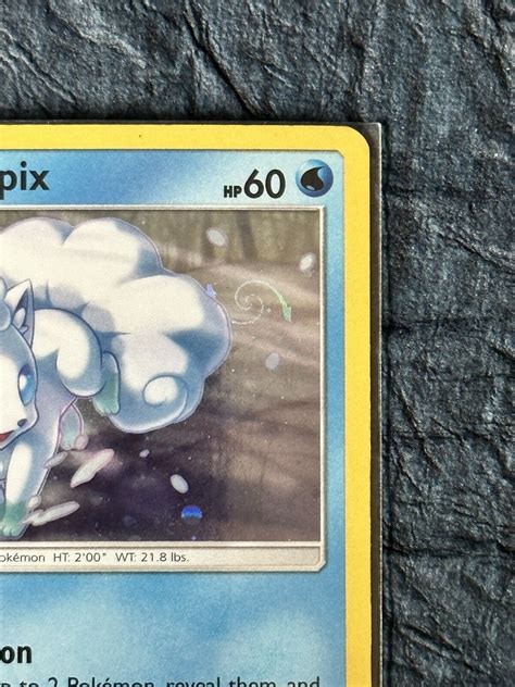 Alolan Vulpix Cosmos Holo A Pokemon Guardians Rising Nm