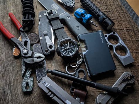 What Are Edc Essentials The Must Have List For Everyday Carry