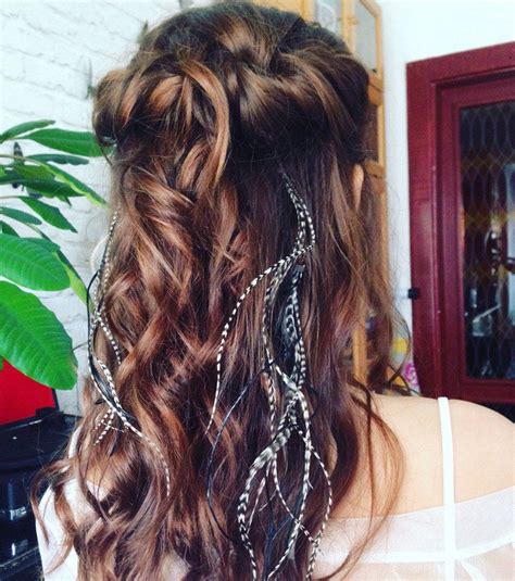 Плетение перышек в волосы. Добавь изюминку своему образу