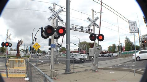 Richards Blvd Railroad Crossing Wide Lense Sacramento Light Rail Sacramento Ca Youtube