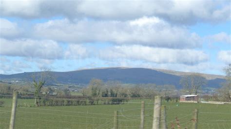 Pictures of Sperrin Mountains, bordering County Tyrone and County ...