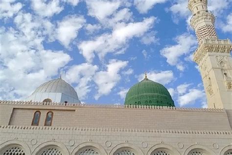 Puisi Islami Tentang Maulid Nabi Muhammad Saw Yang Berjudul Rindu Rasul