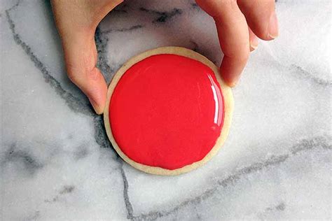 The Ultimate Guide To Royal Icing For Decorating Holiday Cookies Foodal 2024