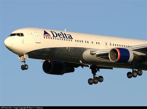 N Dl Boeing Delta Air Lines Ryan C Umphrey Jetphotos