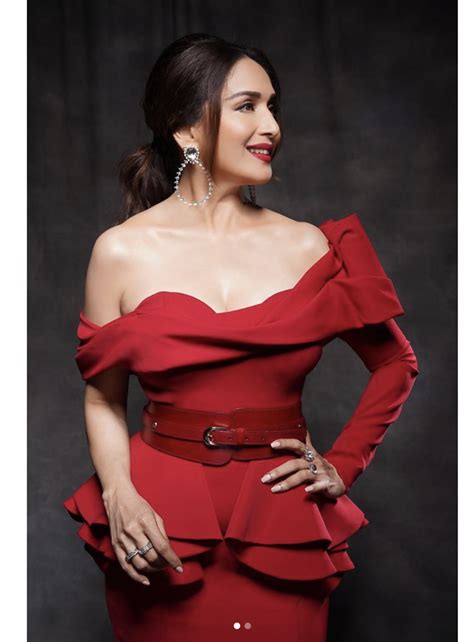 IIFA Awards 2019 Fashion Hits & Misses - Women Fitness Org