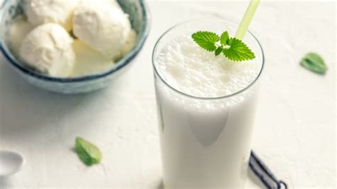 Receta de batido de vainilla, un imprescindible para este verano