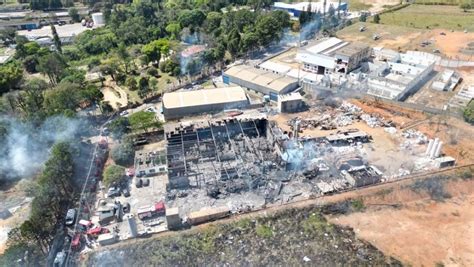 Sobe Para 3 O Número De Mortos Em Explosão De Metalúrgica Em Sp