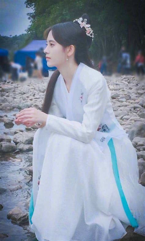 《新白娘子传奇》鞠婧祎造型，“四千年美女”不仅是白夸的