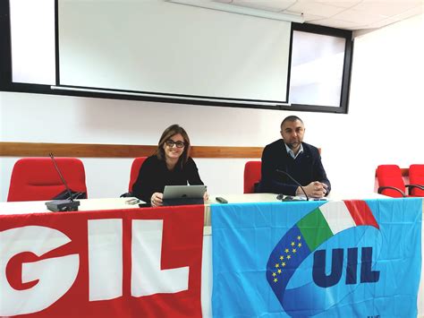 Lecce L Aprile Mobilitazione Di Cgil E Uil Idea Radio Nel Mondo