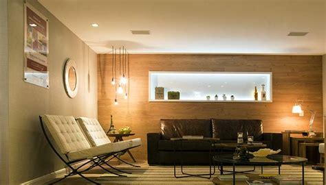 Piso Laminado Em Parede - Piso laminado na parede é tendência em decoração - Negócios - Mapa da Obra
