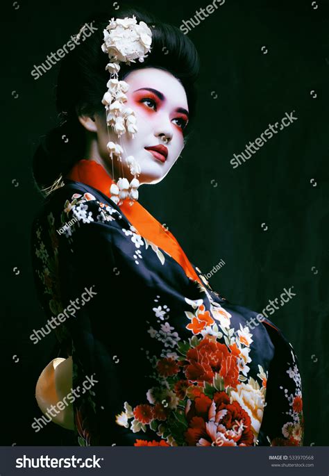 Geisha Kimono On Black Stock Photo 533970568 | Shutterstock